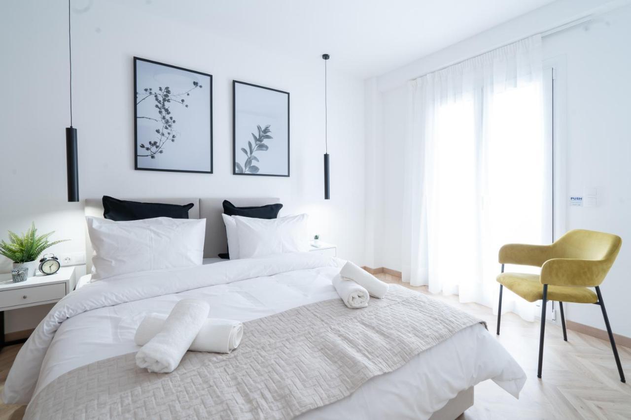 Pagrati'S Best Apartment เอเธนส์ ภายนอก รูปภาพ